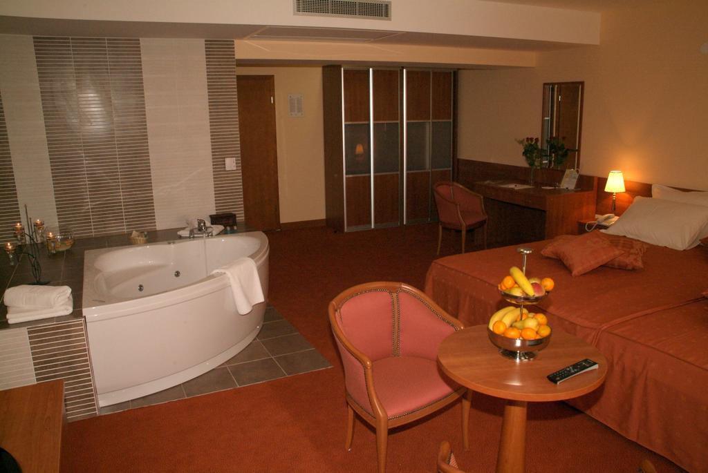 Hotel Kaktus Čitluk Exteriér fotografie